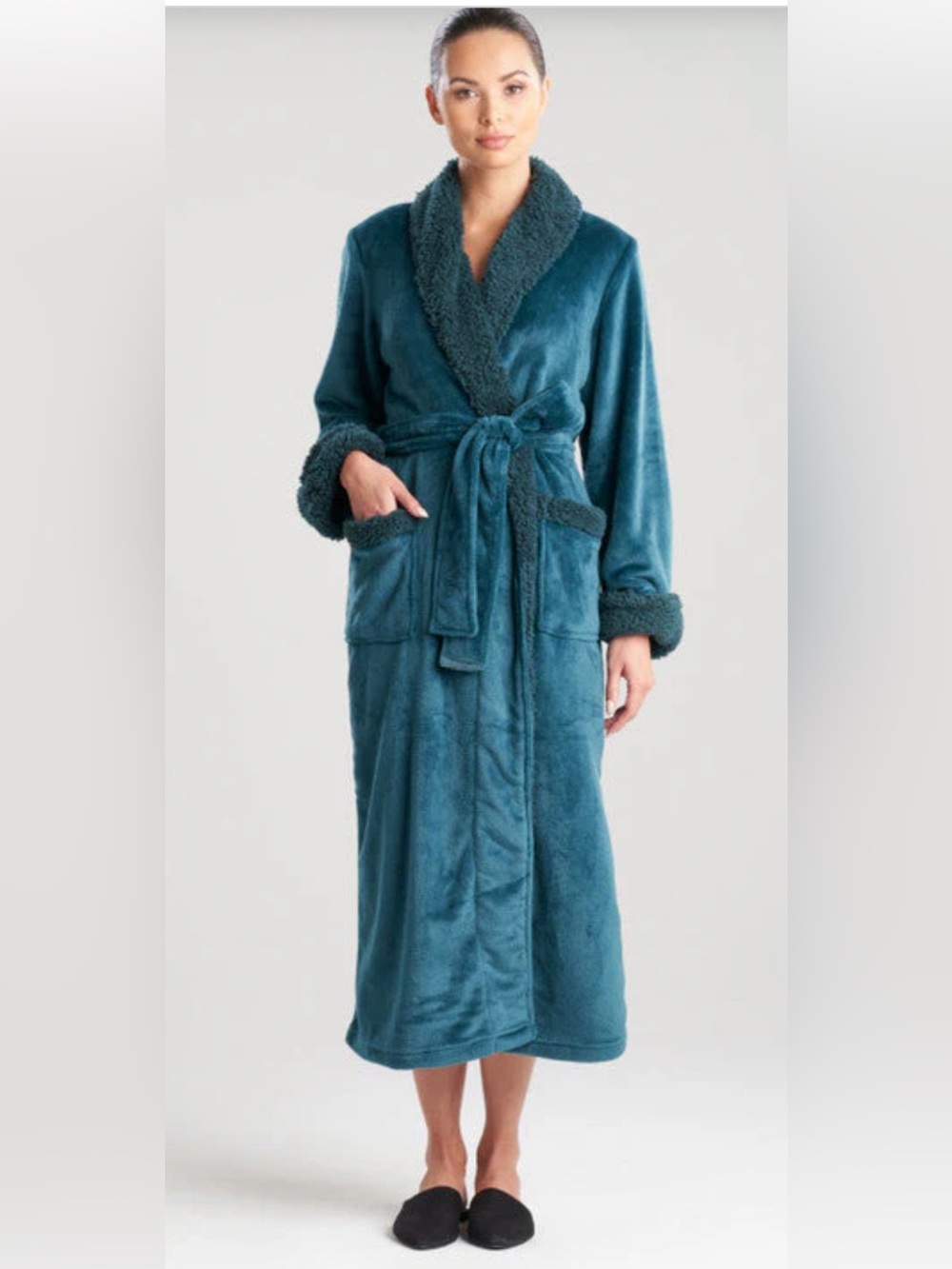 - NWT NATORI PLUSH SHERPA CYPRESS GREEN ROBE - S, M, XL